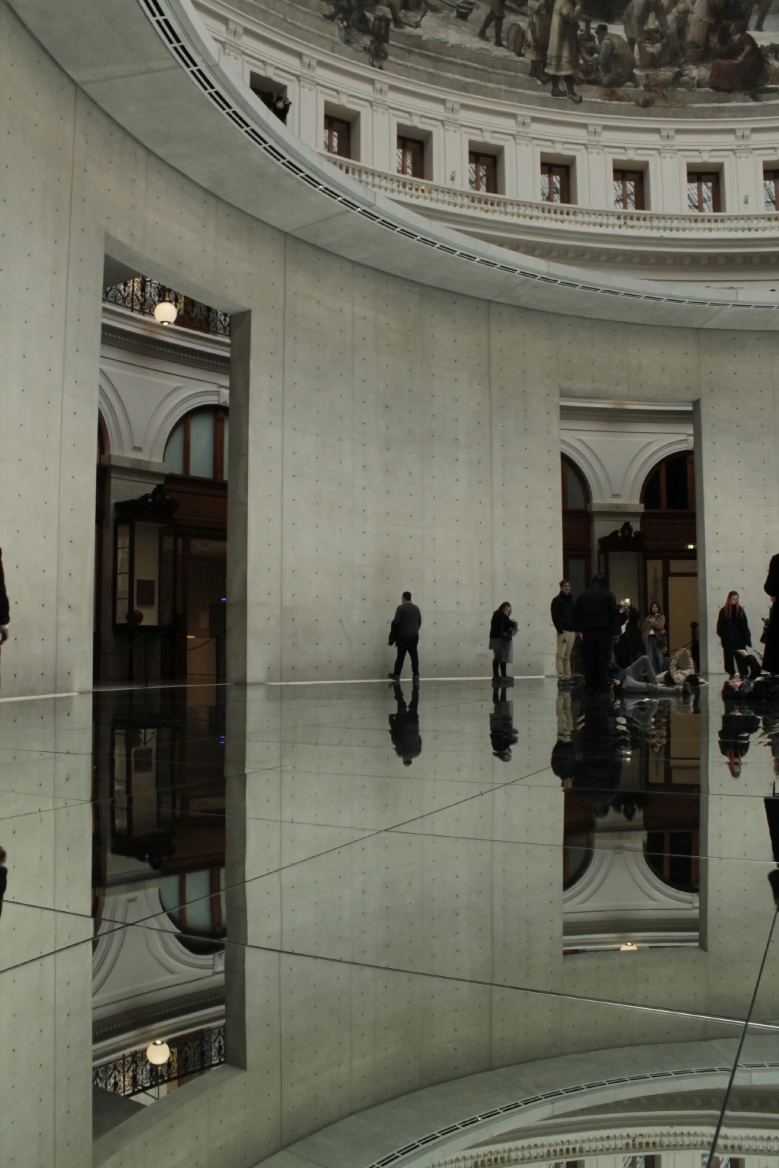 Paris Cultural Experience Kimsooja Mirror Installation - Kimsooja: La Bourse de Commerce, Paris | Repose Archive
