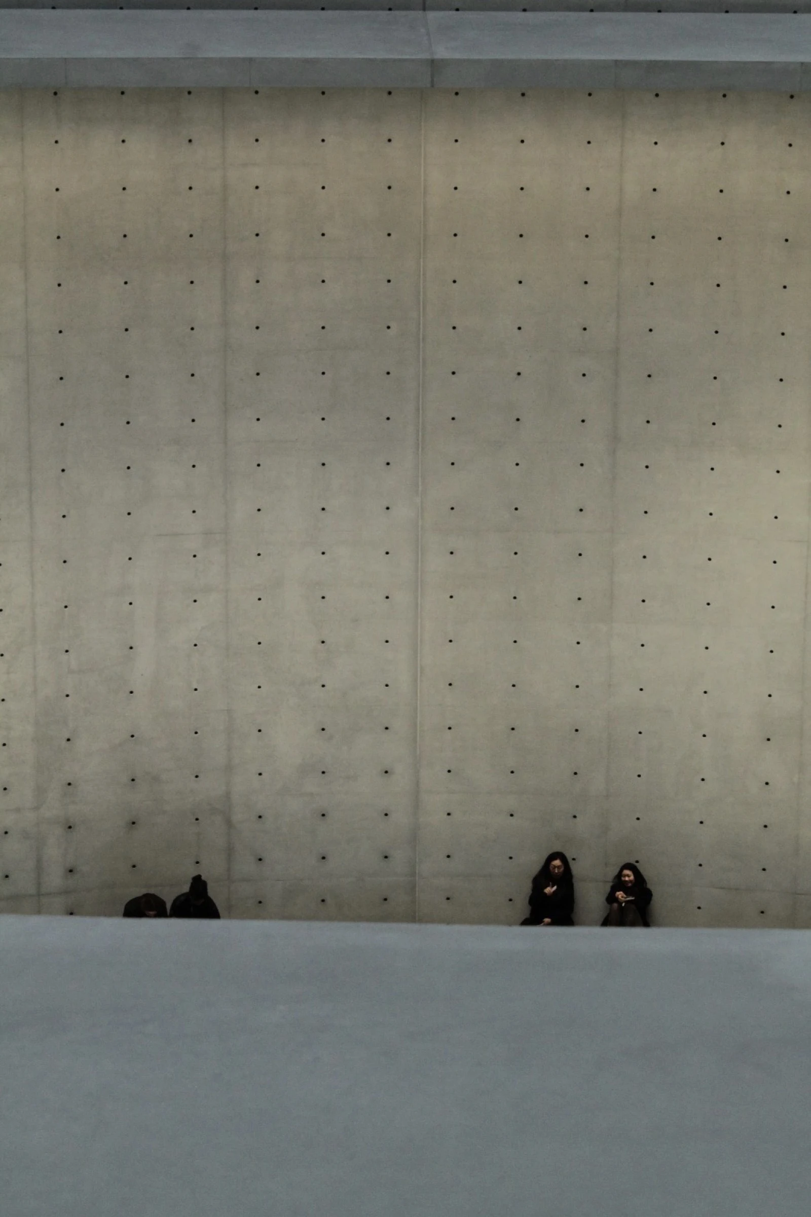 Immersive Installation Korean Artist Paris Exhibition - Kimsooja: La Bourse de Commerce, Paris | Repose Archive