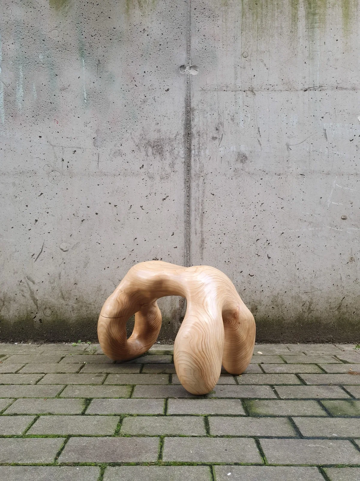 Camilletanatelier Tabouret Difforme - Camille Tan: Fluid sculptures and furniture | Repose Archive
