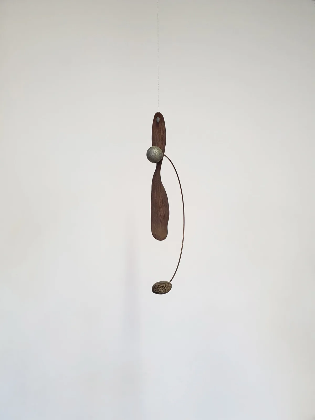 Camille Tan Atelier Falaise Suspension 49 - Camille Tan: Fluid sculptures and furniture | Repose Archive
