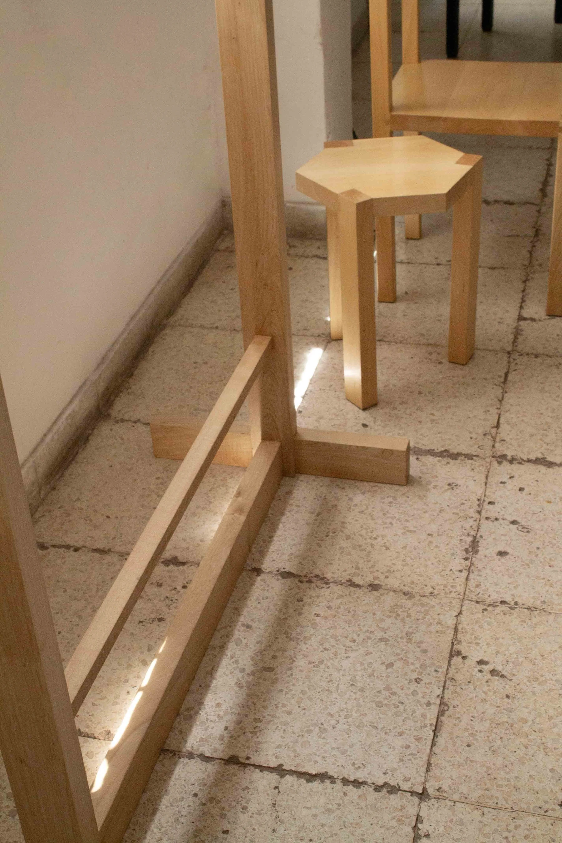 Artisanal Wood Finishing Technique Cordoba - De la Forma | Repose Archive