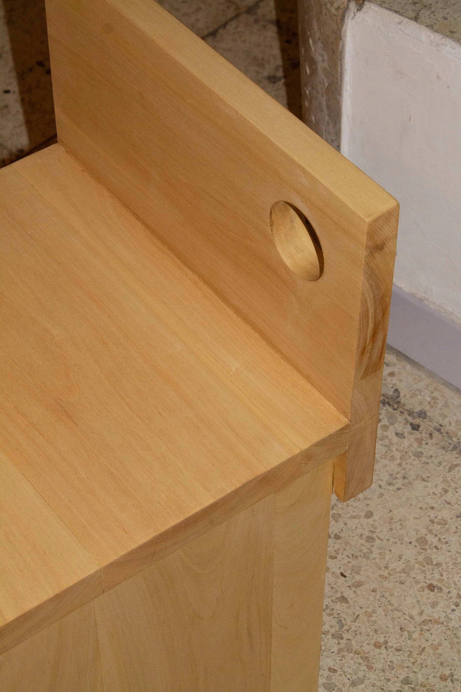 Furniture Production Home Workshop Cordoba - De la Forma | Repose Archive