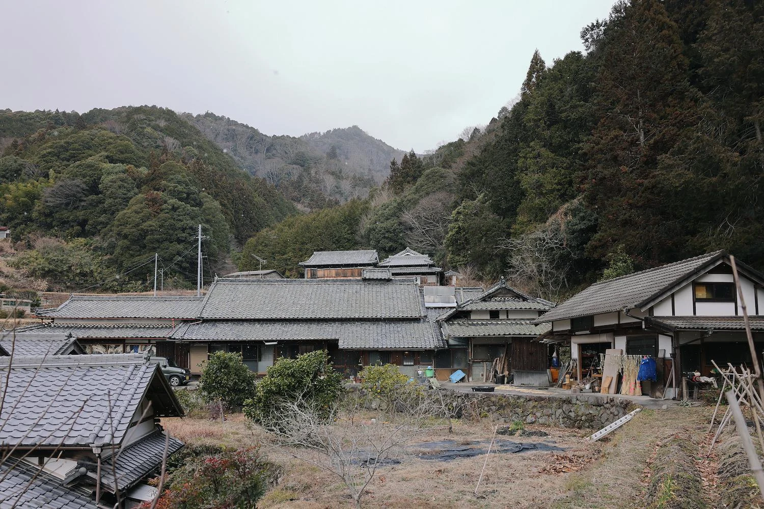 Isamu Hazama Wood Japan Atelier Wakayama - Isamu Hazama: Making as a way of learning | Repose Archive