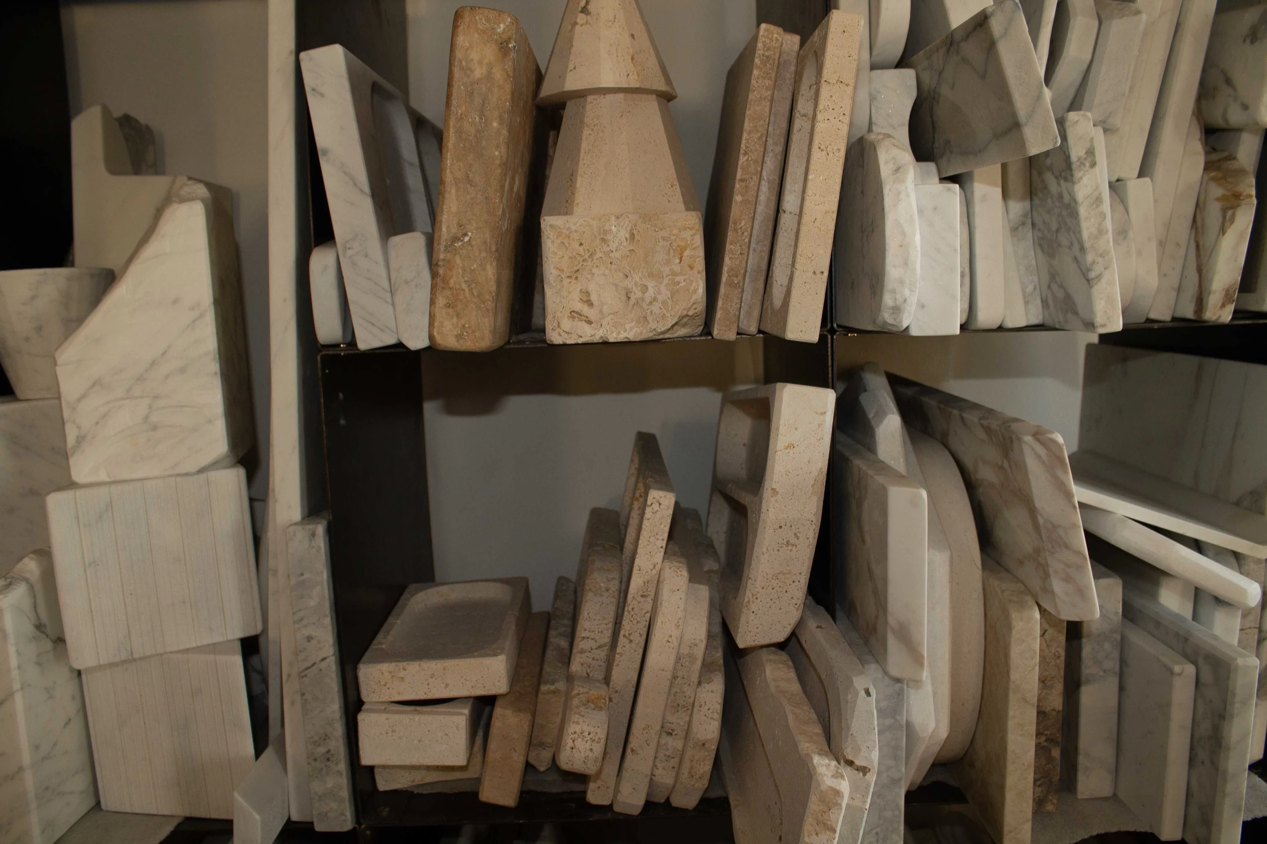Handmade Marble Objects Contemporary Design Provence - Neolitique | Repose Archive
