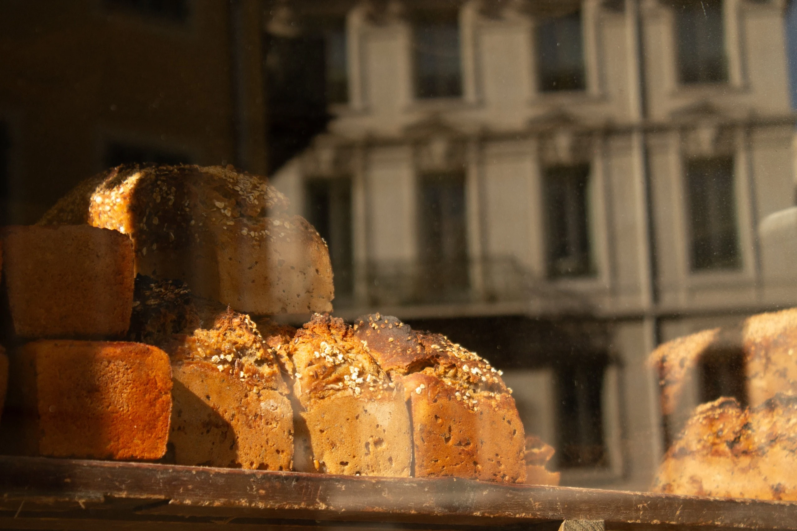Mama Baker Sourdough Bread Organic 03 - Mama Baker | Repose Archive